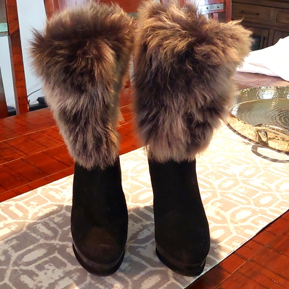 Stuart Weitzman boots